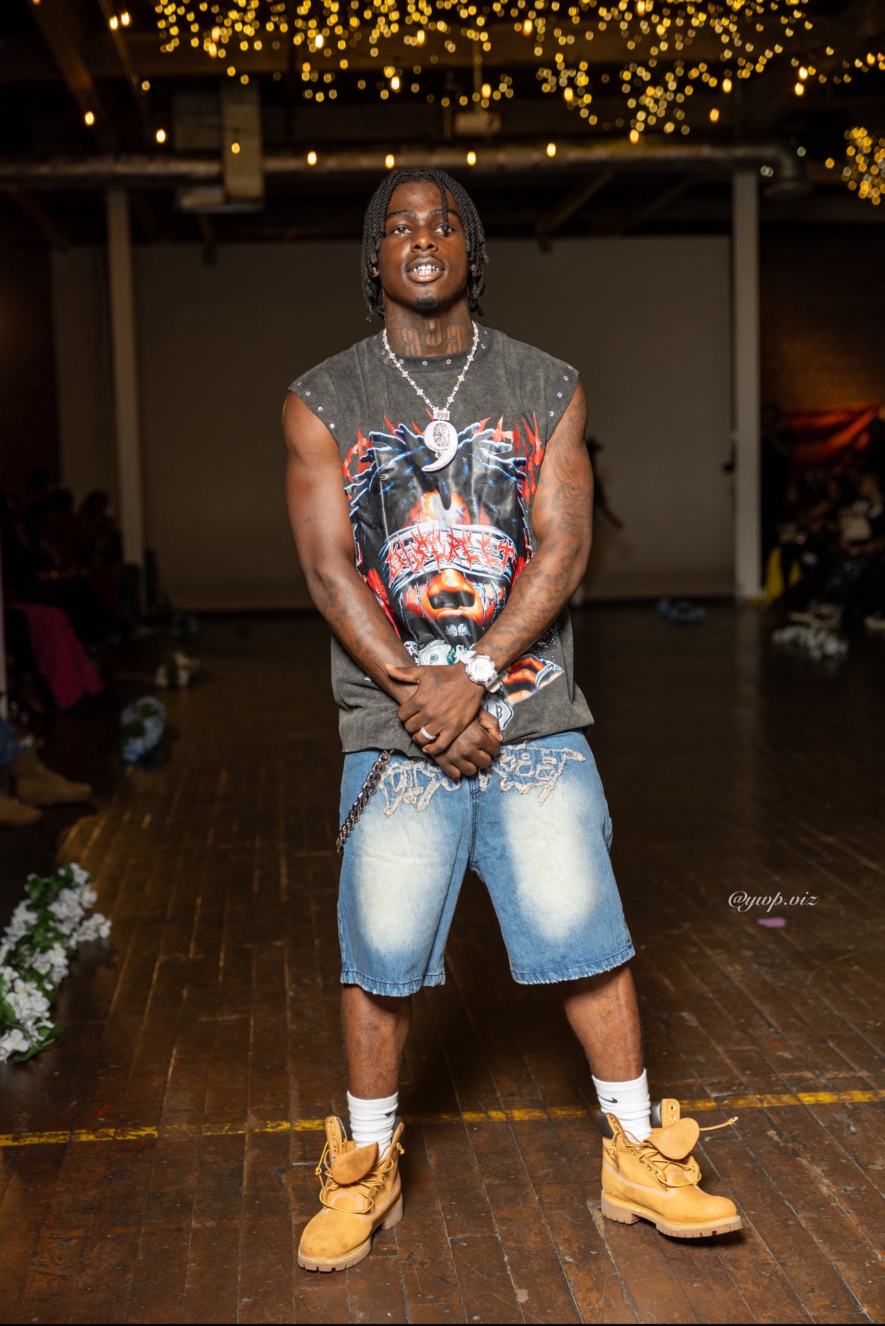 Discreet Hustle Sleeveless Tee